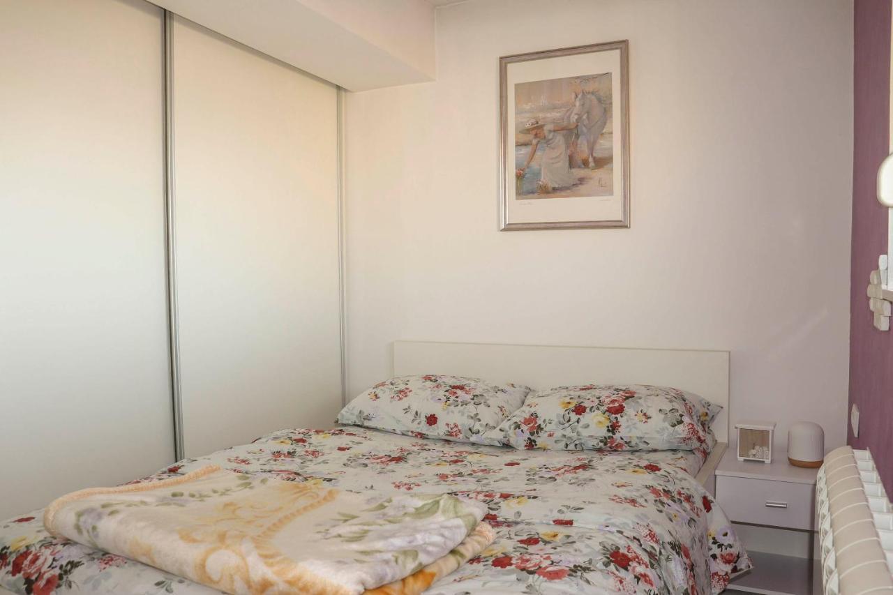 Juventas37 Apartment Belgrade Luaran gambar